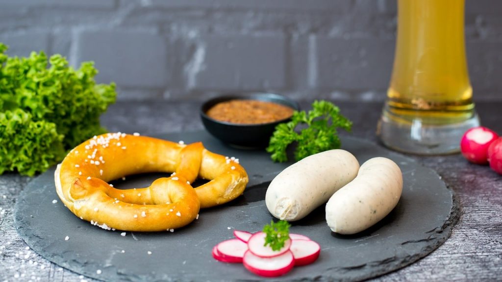 Weisswurst essen, bayrische Rezepte